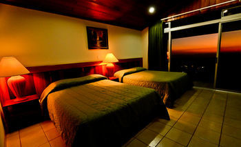 Hotel Monta�a Monteverde