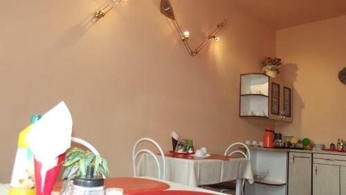 Hostal Pension 7