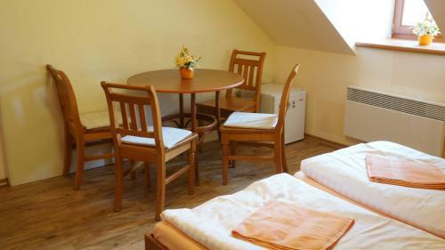 Hostal Vratislavsky Dum