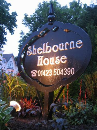 Bed & Breakfast Shelbourne House