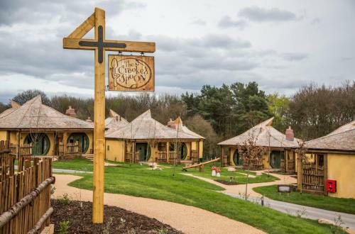 Hotel Enchanted Village