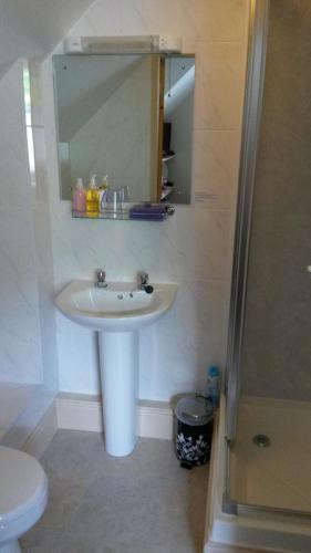 Hostal Lyndale Guest House