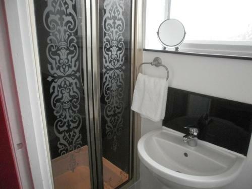 Bed & Breakfast The Withnell Hotel