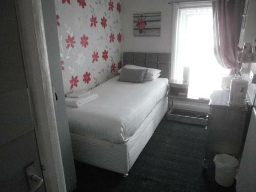 Bed & Breakfast The Withnell Hotel