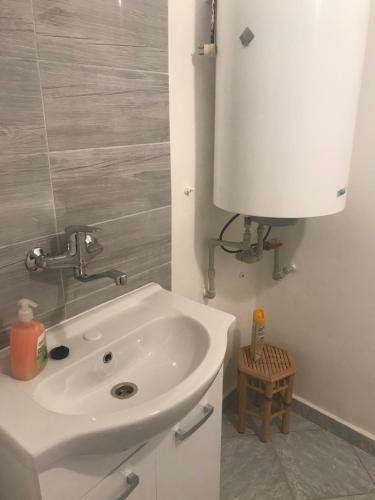Apartment ?ediv�