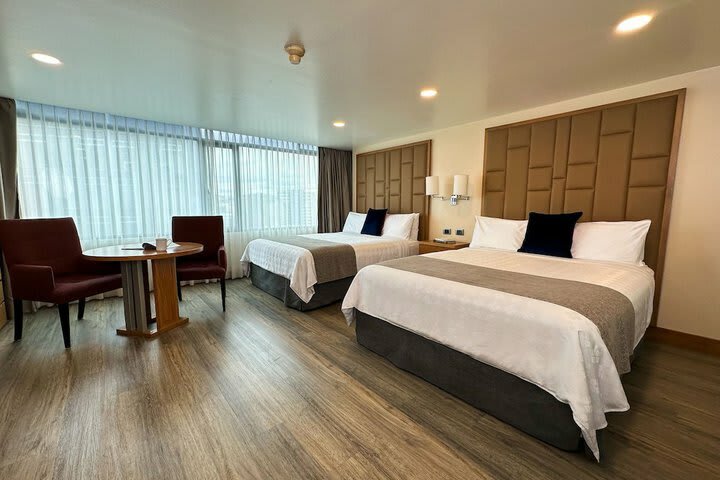 Hotel Howard Johnson La Carolina- Quito