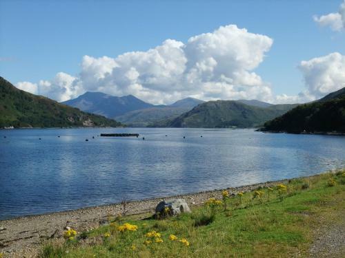 Inverawe Cottages