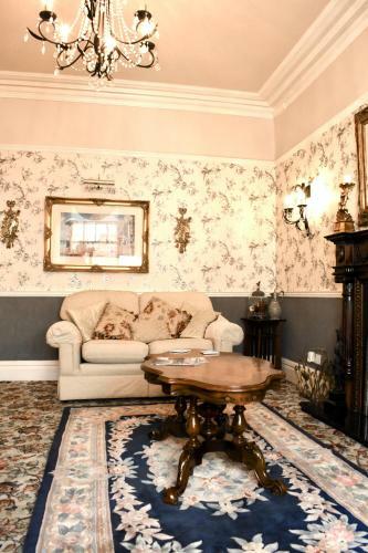 Bed & Breakfast Craiglands Guest House