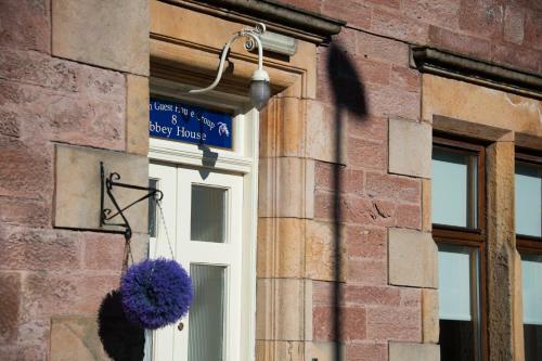 Hostal Alban And Abbey House