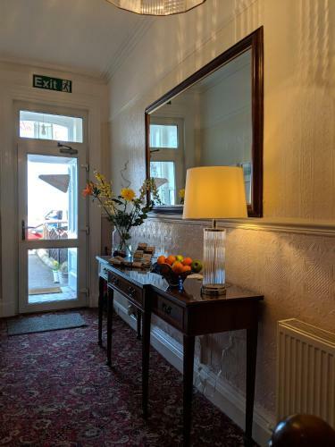 Hostal The Broadwater Guest House