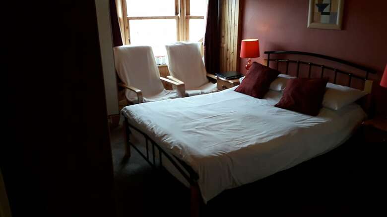 Hostal Eddlewood Guest House