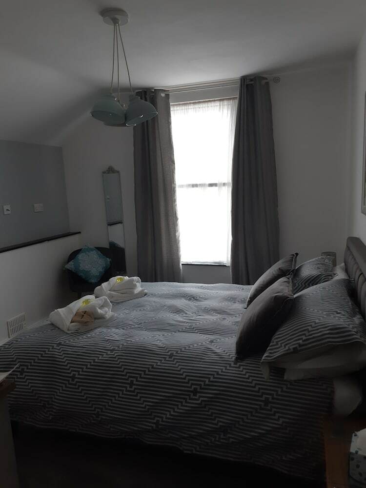 Hostal Tregella Guest House