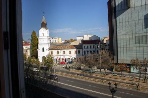 Luca Apartments