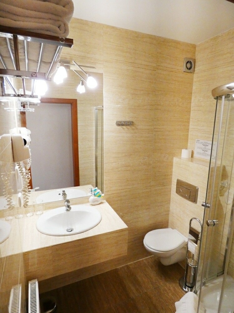 Aparthotel Adler