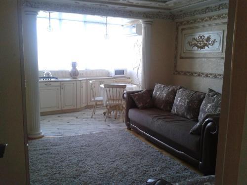 Apartment Ostrovskogo 35/11