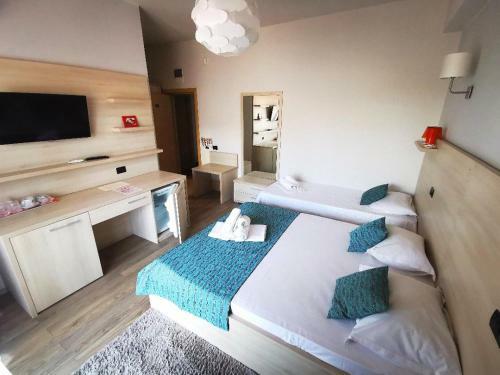 Hostal Vila Kharisma