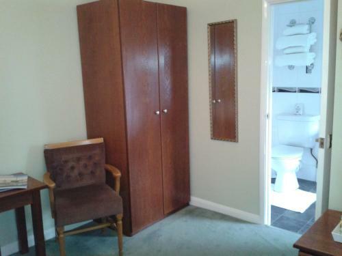 Hostal The Burleigh