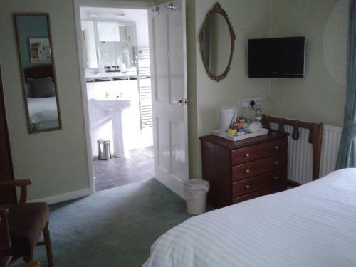 Hostal The Burleigh