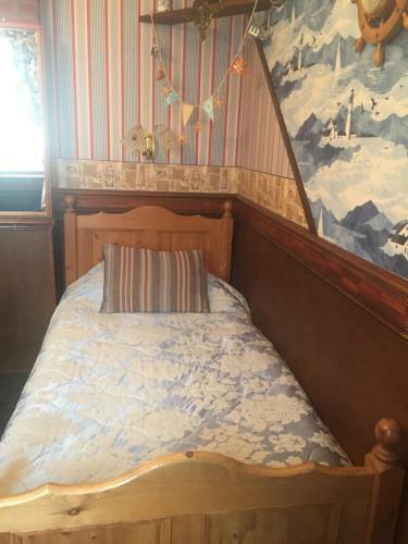 Hostal Admiral Guest House