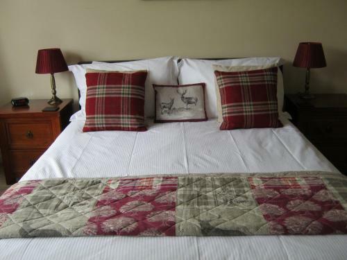 Hostal Autumn Leaves Guest House