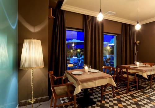 Hostal Pensiunea Hugo