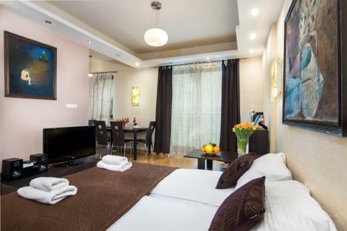 Abra Apartment