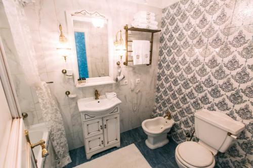 Russkiy Dvorik Boutique Hotel