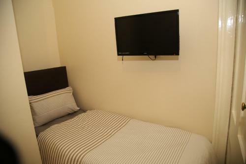 Hostal Victorin House