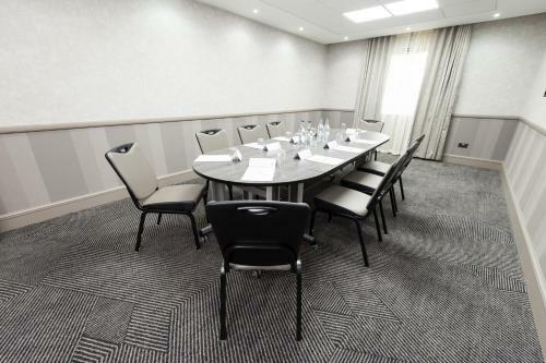 Hotel Doubletree By Hilton Edinburgh Airport