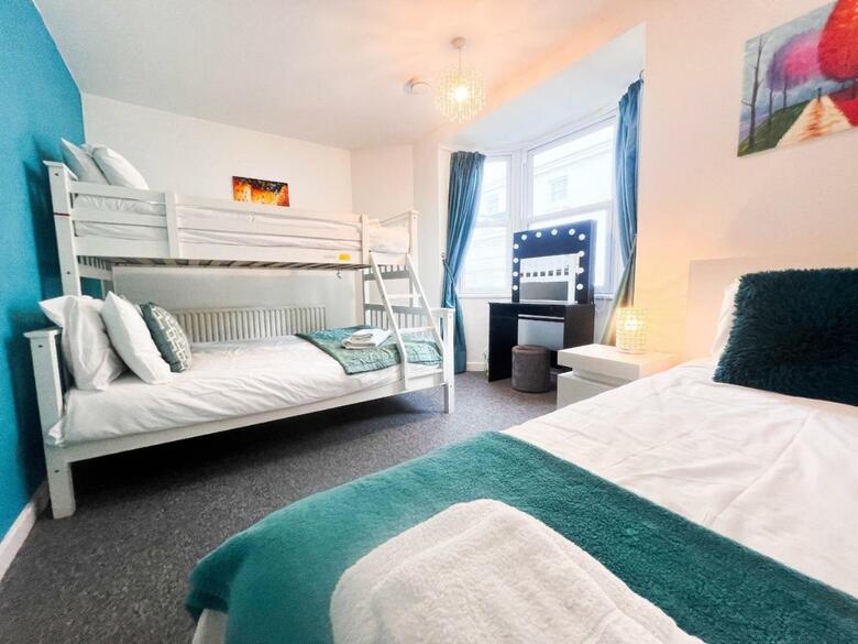 St Margarets Place Townhouse