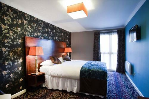 Hotel The White Lady