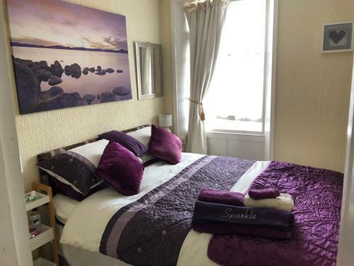 Hostal Beachcomber Guesthouse