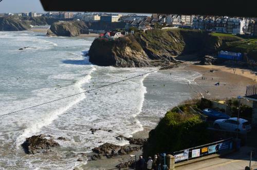 Hostal Cliff House