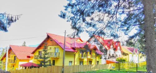 Vila Yellow