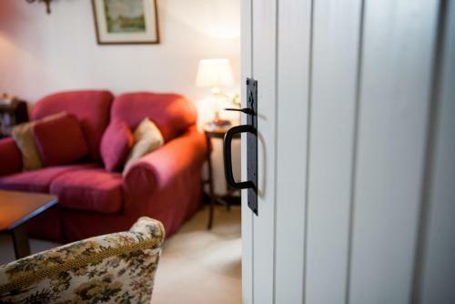Bed & Breakfast Farmhouse Cottage
