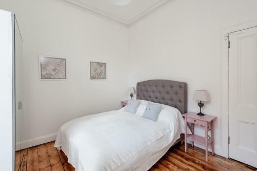Apartment Elm Row