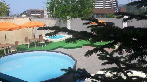 Hostal Charodeika Guest House