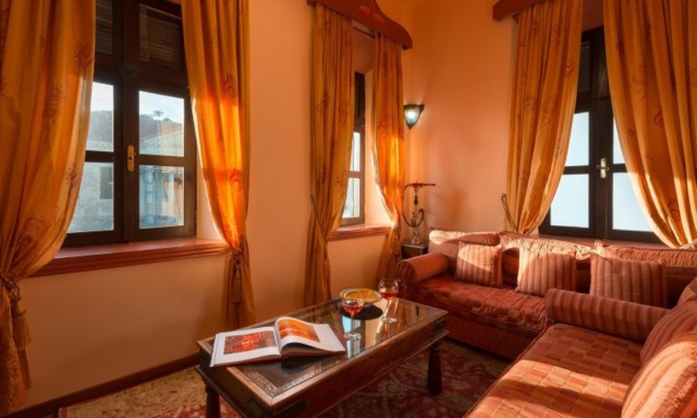Hotel Nikos & Takis Fashion