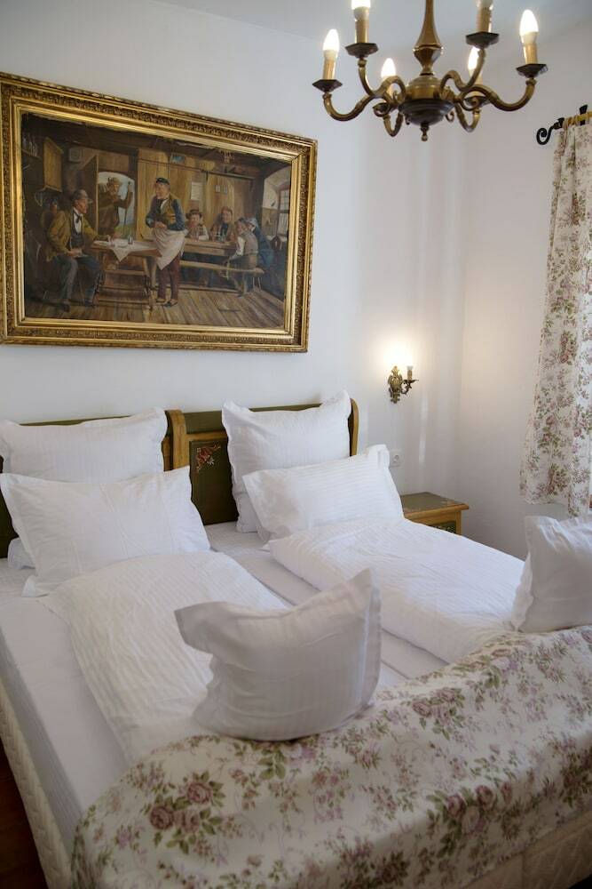 Hostal Taschler Haus