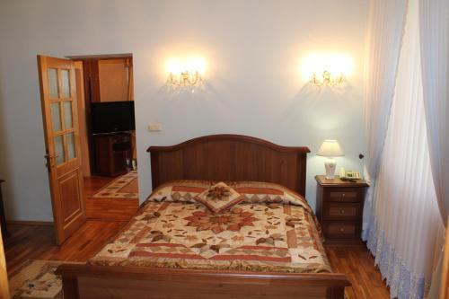 Posada Ekipazh Hotel