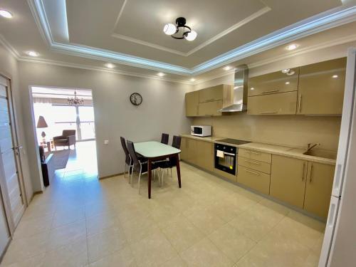 Adler Apartments On Kirova 30