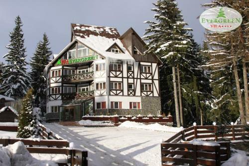 Hostal Vila Evergreen