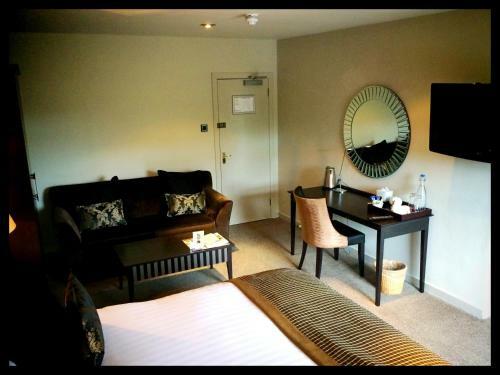 Hostal Hotel Kylestrome Bar & Grill