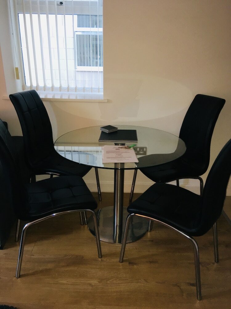 Ashgrove Apartments