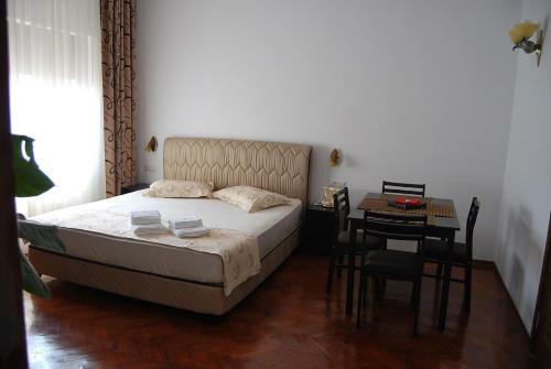 Hostal Casa Mendeleev