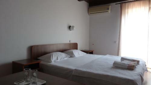 Hostal Vila Calypso Costinesti