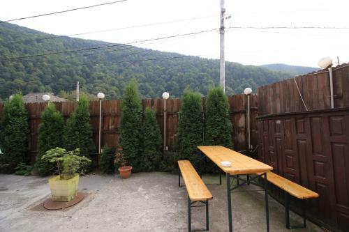 Hostal Pension Sinaia - Casa Ta