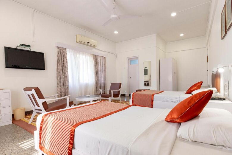 Hotel West End