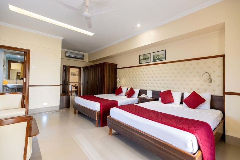 Hotel West End
