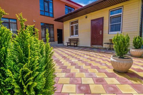 Hostal Guest House August